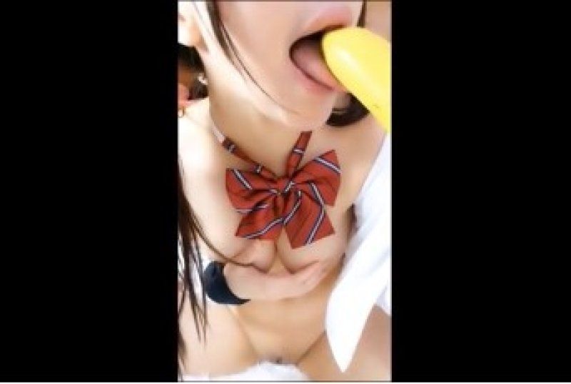 
							白皙大奶的白虎人氣蘿莉:九尾狐狸再次開了收費自拍影片 穿著水手制服忘情搓揉自己無毛嫩穴跟粉嫩乳房 再把當時香蕉仔細舔了一番放進去把玩欠幹的程度簡直突破天際全片高清
						