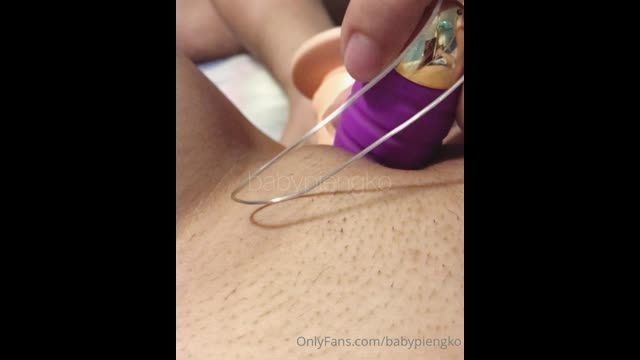 
							onlyfans_babypiengko 人家不要玩具啦
						